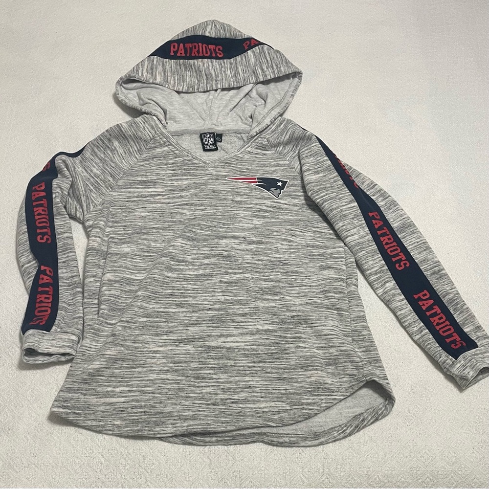 Patriots  Gray Hoodie Size M 
Perfect for Game‎ Day